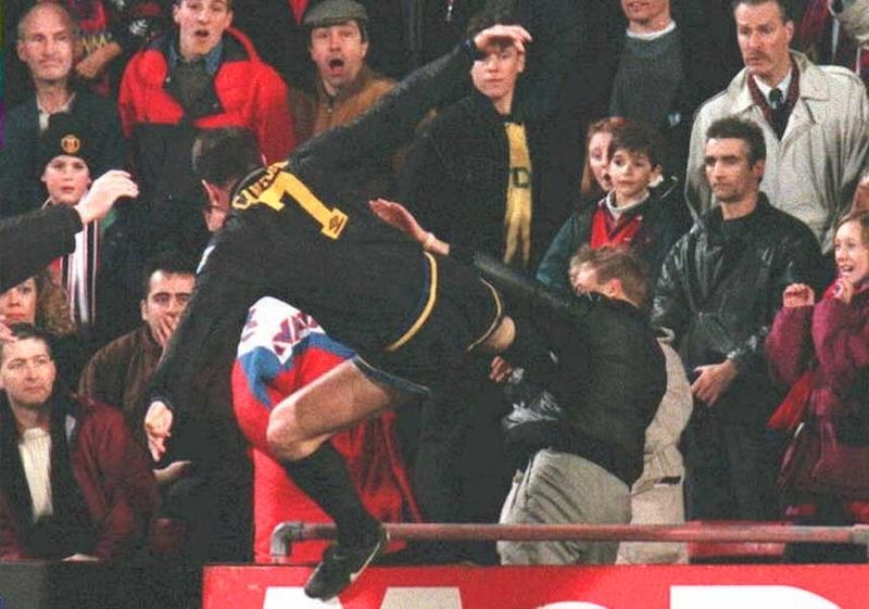 800px-eric_cantona_kung-fu_kick.jpg